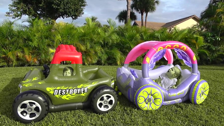 ماجراهای دیانا و روما - بازی پرنسس دیانا با کالسکه شاهزاده